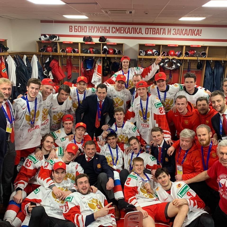 Раздевалка сборной России после игры