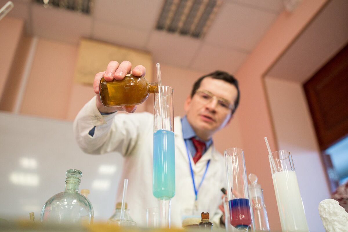 Ученые получат поддержку в размере 600 тыс. — 2,6 млн рублей в год. Фото: Глеб Ерёменко, УрФУ