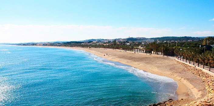 пляж Льярга, Испания.