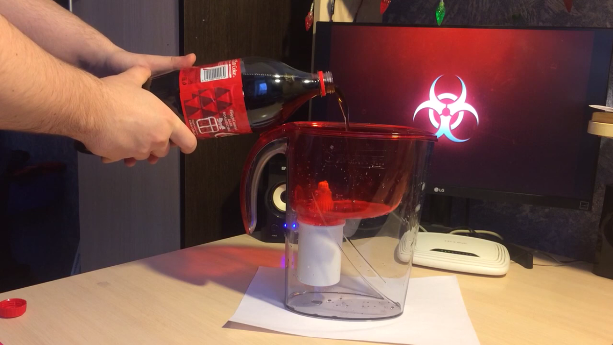 В течении всего процесса можно было наблюдать, чем больше колы проходило через фильтр, тем медленнее была фильтрация 