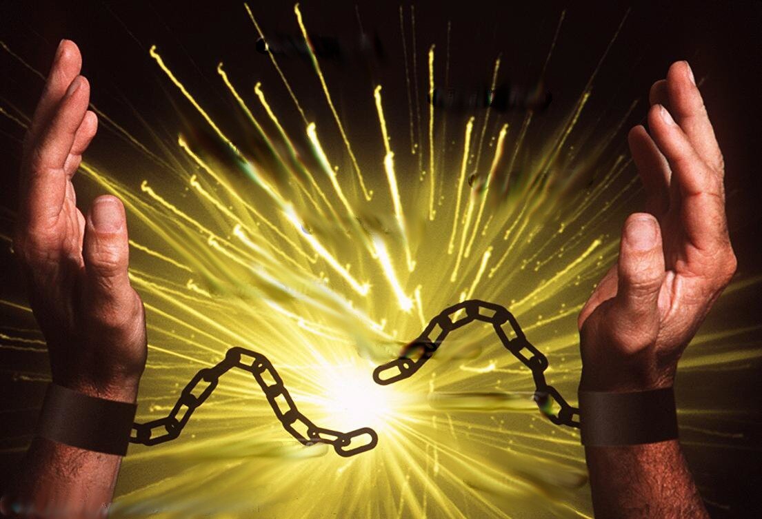 "Оковы рухнут, и свобода нас встретит радостно у входа..." (фото из сервиса Яндекс.Картинки)