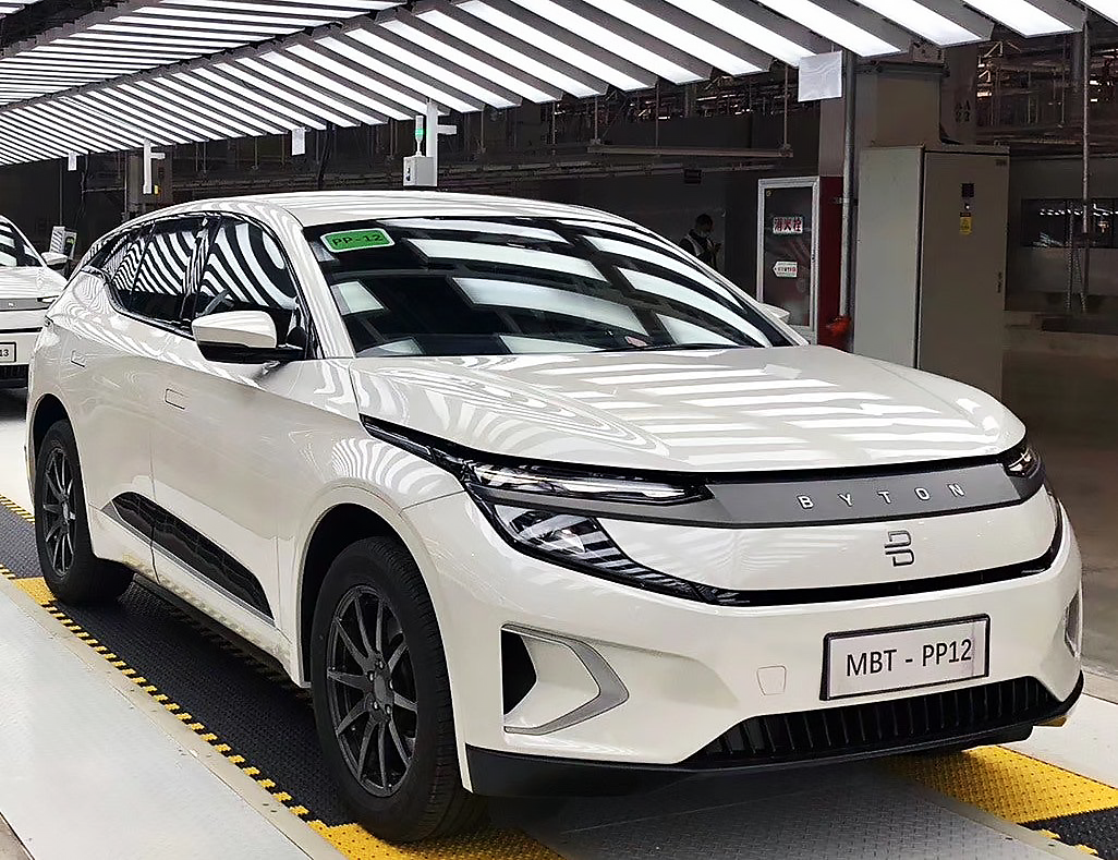 Byton M-Bytе на конвейере завода