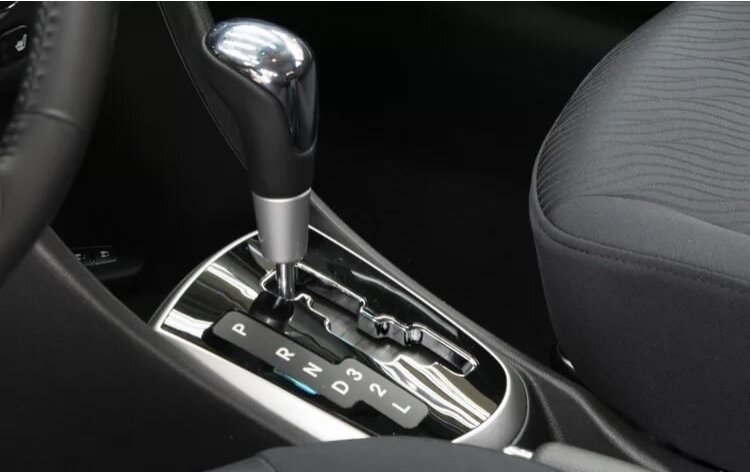 4-х ступенчатая АКПП Hyundai Solaris . 