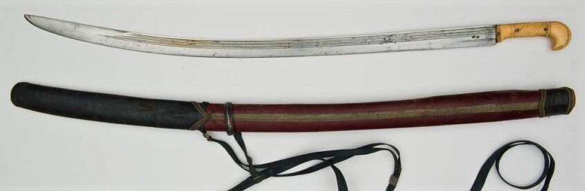 Кавказская шашка (XIX век). Общая длина 91 см; длина клинка 79 см; ширина клинка 3,4 см. Из собрания ГИМ (фото: сайт ГИМ).