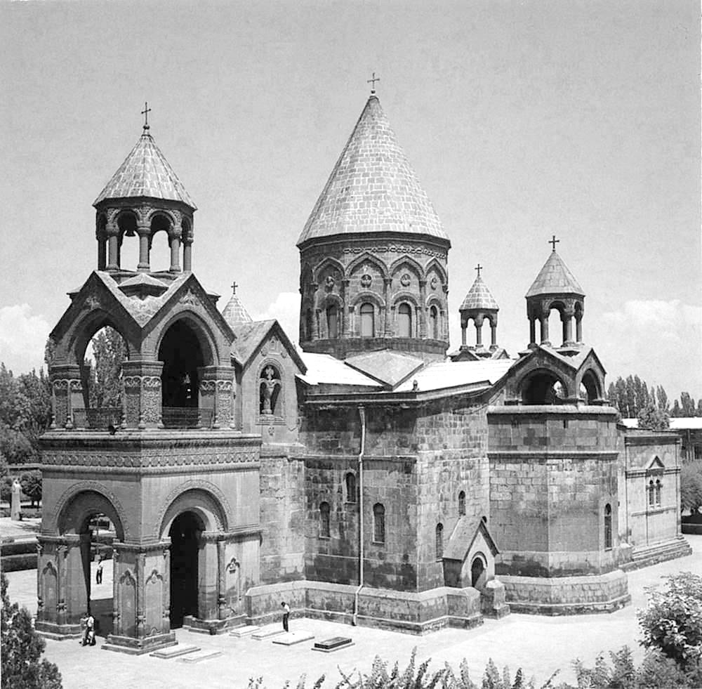 Старое фото Эчмиадзина