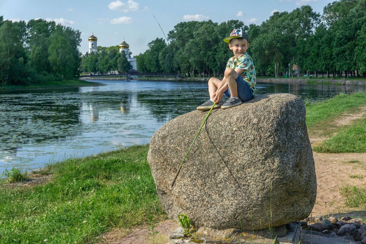 Садовая вышний волочек. Центр города Вышний Волочек 2020. Долина нищих Вышний Волочек. ЦДСЧ Вышний Волочек. Вышний Волочек природа.