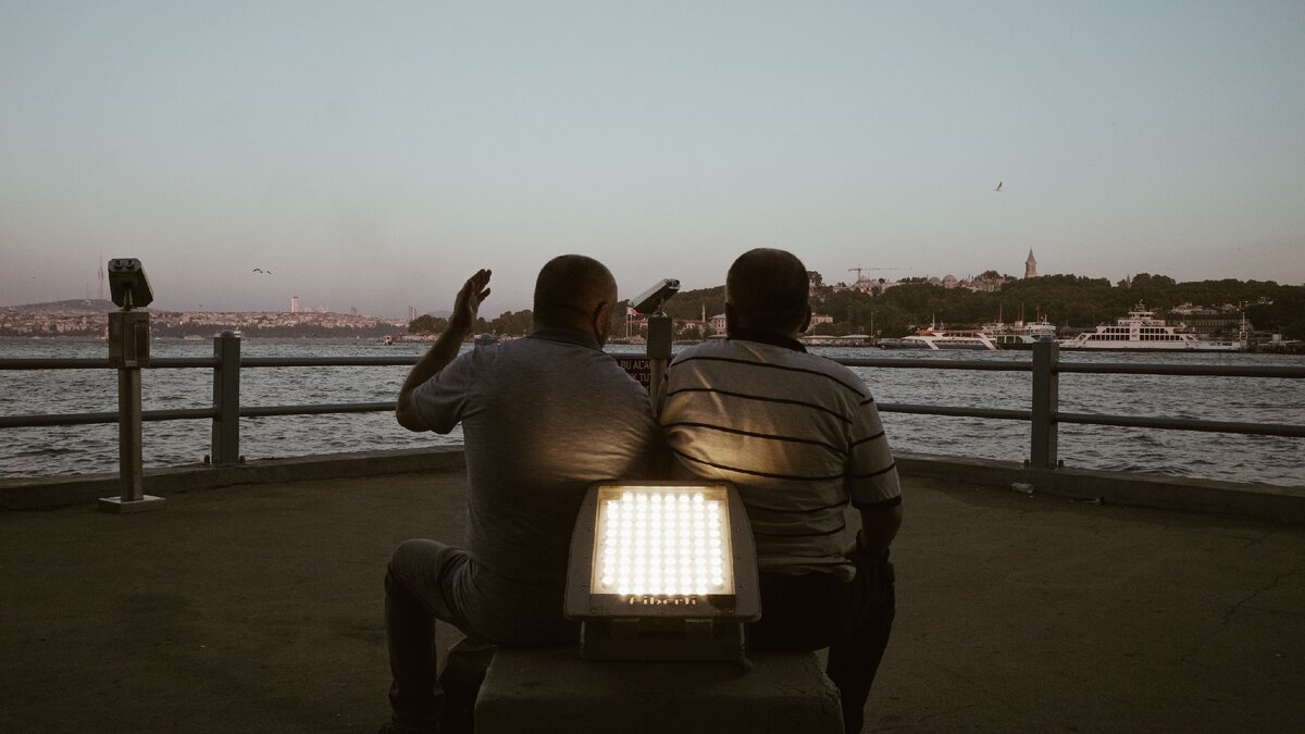 Я слева читатель справа