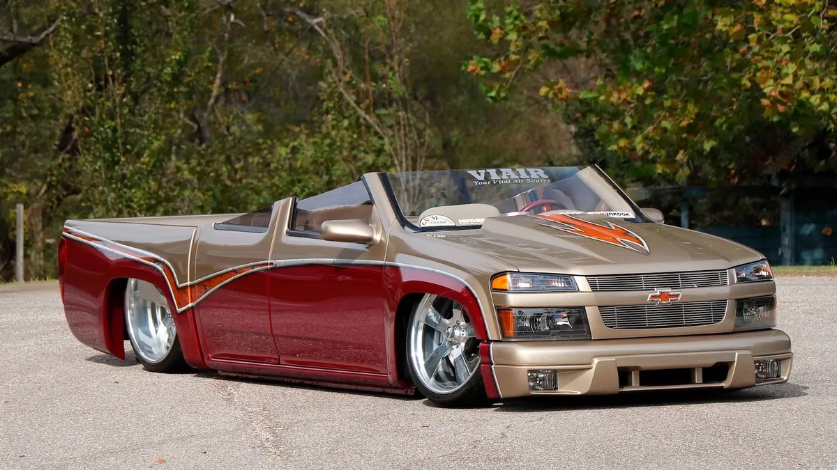 Работали болгаркой видимо