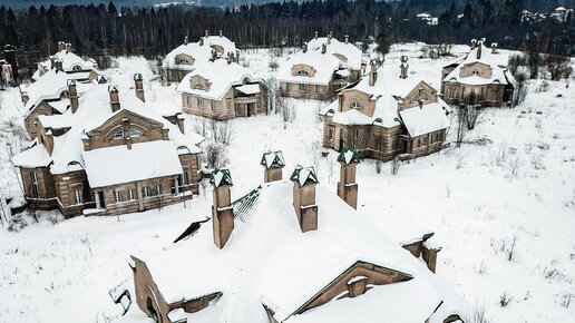 Недостроенные коттеджи Газпрома. Загнивающее наследие 90-х.