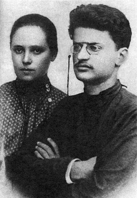 С женой, А.Л. Соколовской.