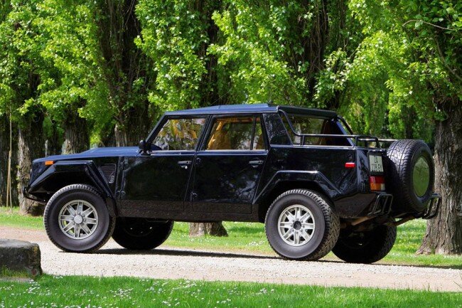 Lamborghini LM002