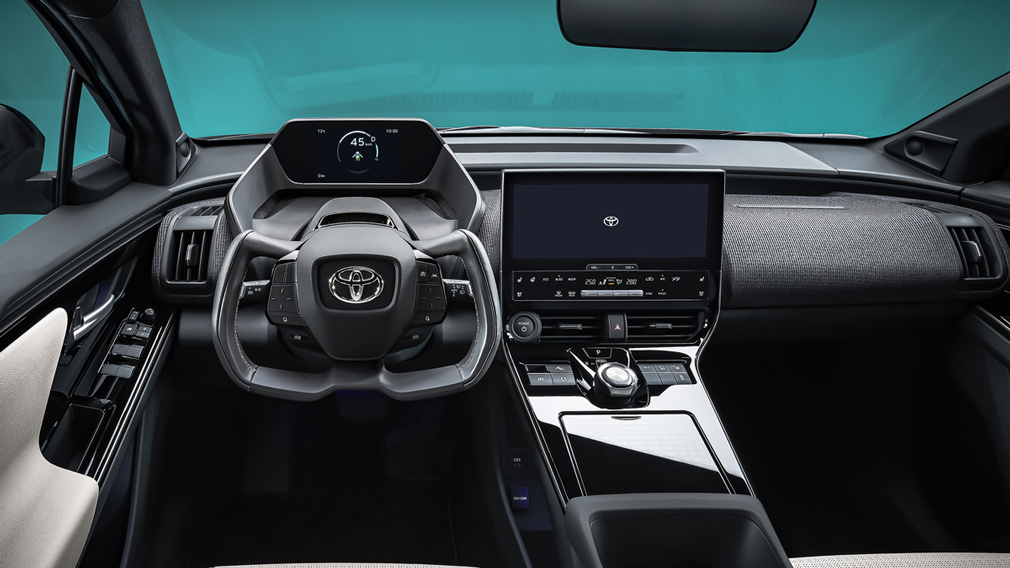 Электрический концепт Toyota bZ4X