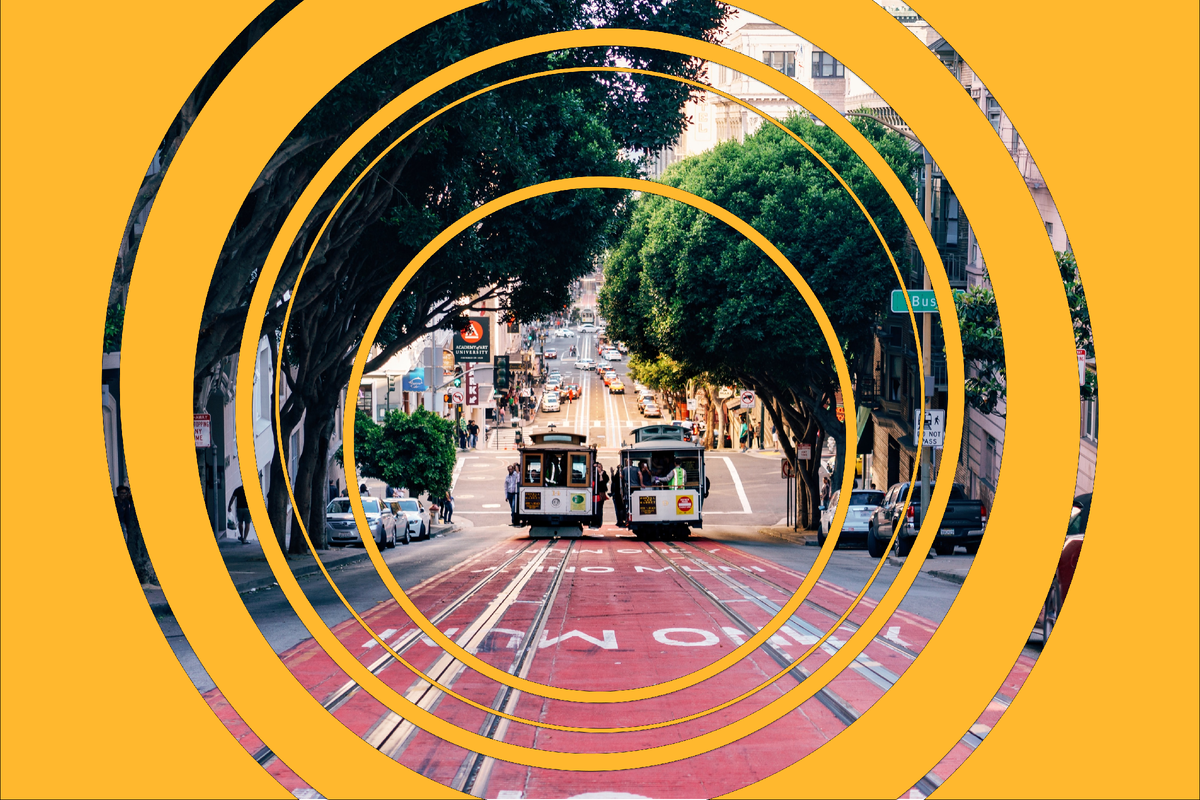 По новым стандартам все новые дома, если в них есть мусоропровод, должны быть обеспечены тремя отдельными мусоропроводами для отдельных фракций.