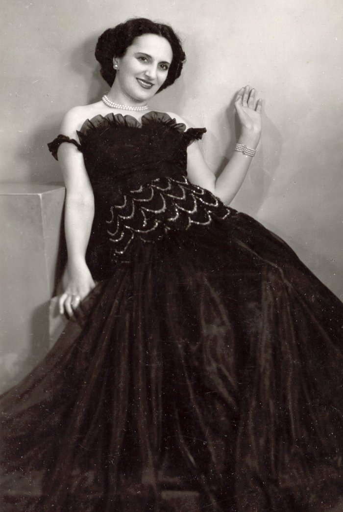 Зара Долуханова, 1950-е. Фото: hayazg.info