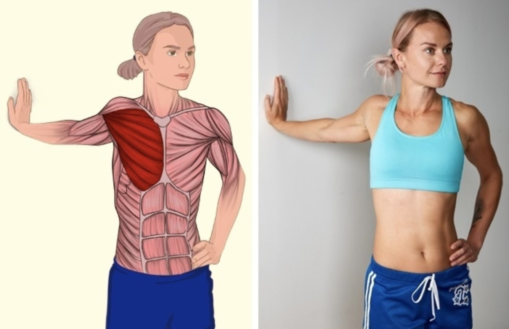 Растяжка мышц груди. Фото взято из открытых источников. 