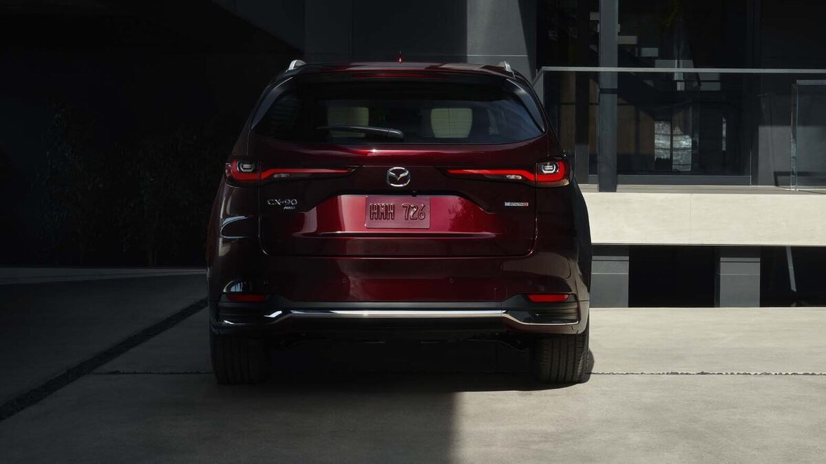    Экстерьер Mazda CX-90. Фото Mazda