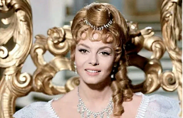 кадо из фильма, ставшего проклятием для актрисы 