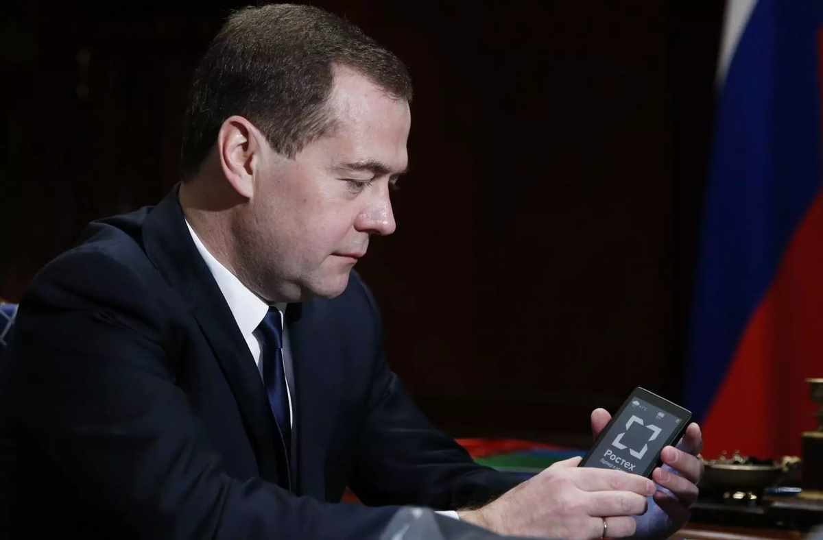 Источник: https://appletidings.com/uz/13746-russian-iphone-for-130-dollars-is-it-even-possible/