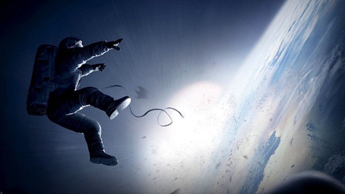 Загадочная и всеобъемлющая, гравитация является одной из фундаментальных сил нашей вселенной. Она определяет движение небесных тел, формирует структуру галактик и даже влияет на наши повседневные жизни. В этой статье мы рассмотрим некоторые интересные факты о гравитации и ее влиянии на наш мир.