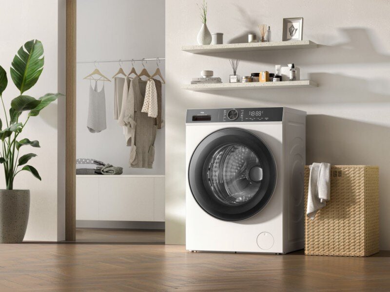    TCL представила в России стиральную машину P12 с функцией стерилизации