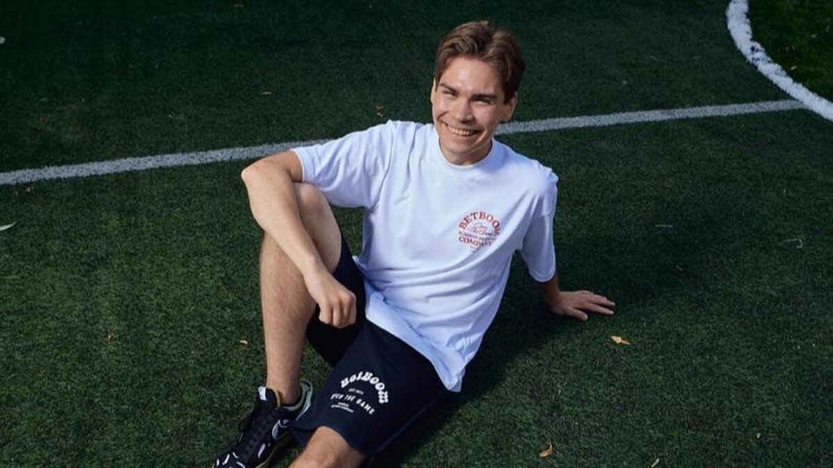     Александр Nix Левин