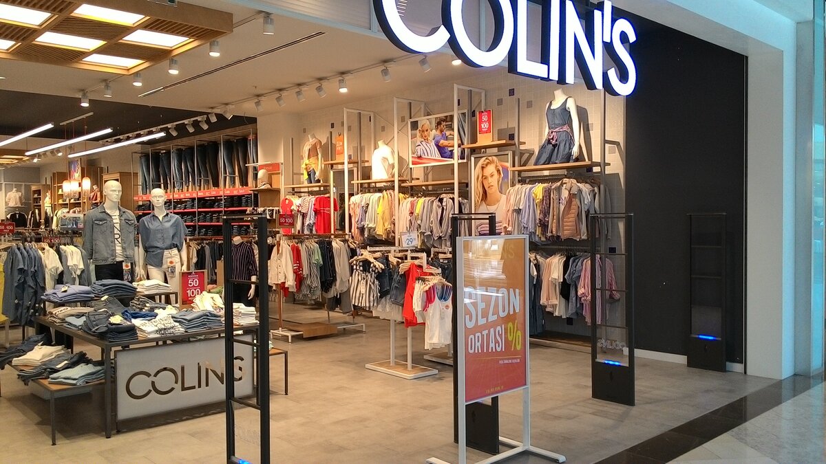 Colins магазин. Коллинз магазин. Colin's пермь. Colin s. Colins магазин.