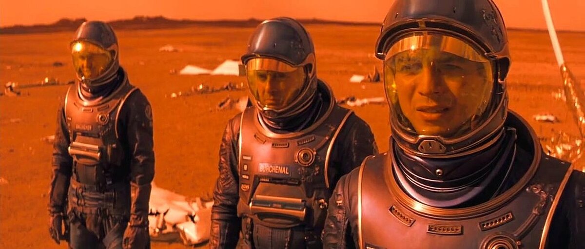 Планета года 2003. Красная Планета фильм 2000. Вэл Килмер красная Планета. Red Planet («красная Планета»), 2000. Режиссер – Энтони Хоффман. Бенджамин Брэтт красная Планета.