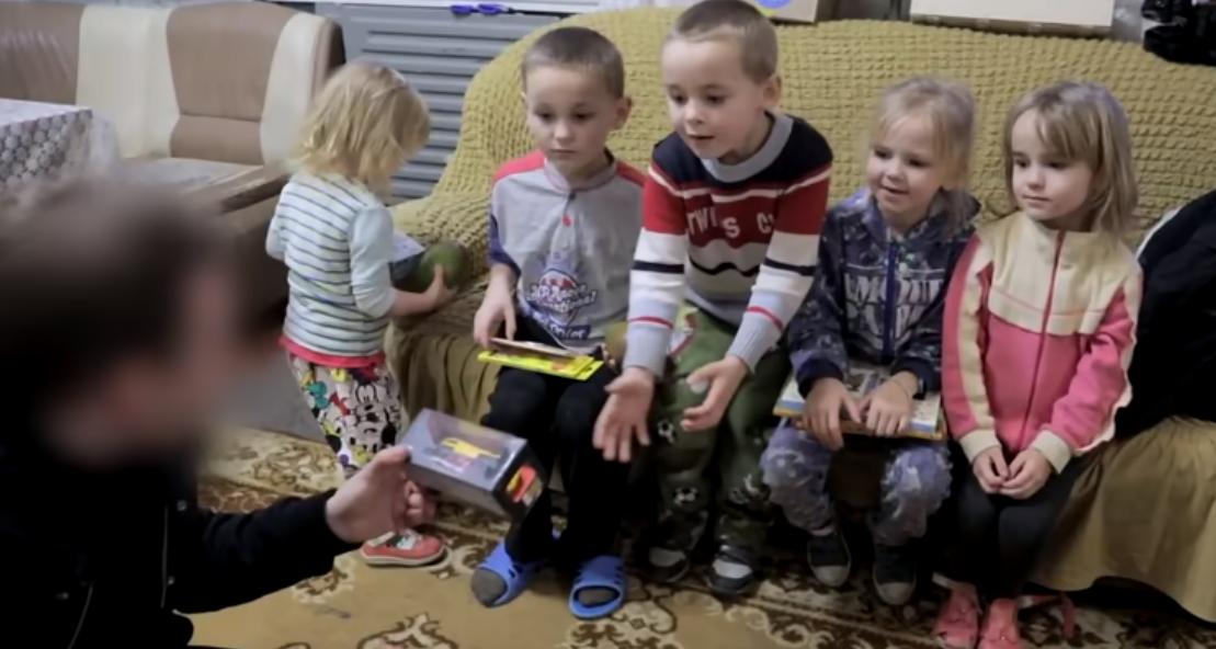 Просто Добро! - фото с ютуб-канала "Слово Пацана"