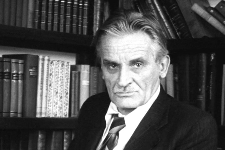 Писатель Юрий Олеша - автор фразы "писатель инженер человеческих душ"