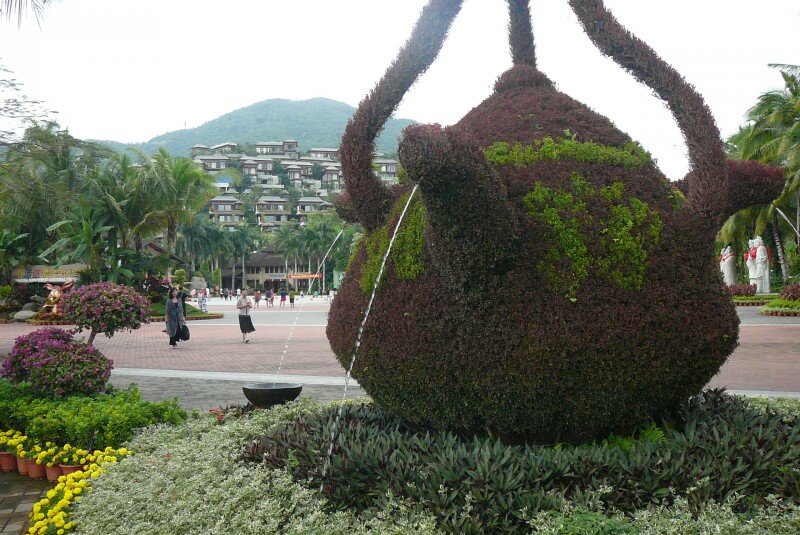 Гигантский чайник