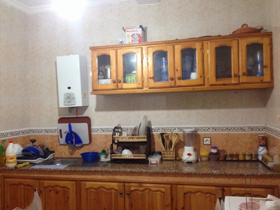 такая кухня была в нашей съемной квартире