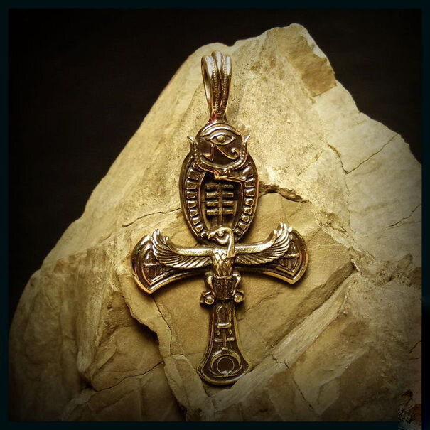 Татуировка АНКХ - египетский крест