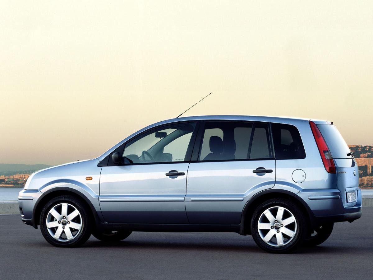 Вот такую машинку приобрели.