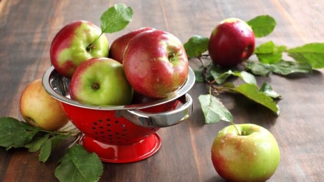Яблоки