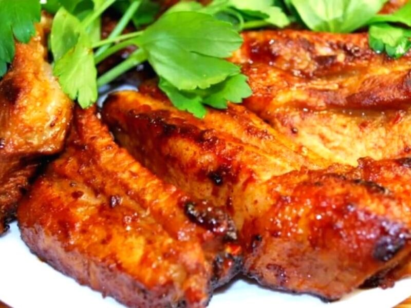 Мясо получается нежное и сочное
