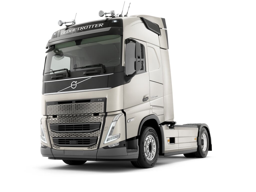 Новые грузовики Volvo FH и FH16: новое оборудование и изменения в интерьере  кабины | В РЕЙСЕ | Дзен