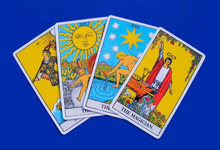 Гадание Таро - расклад на 4 карты