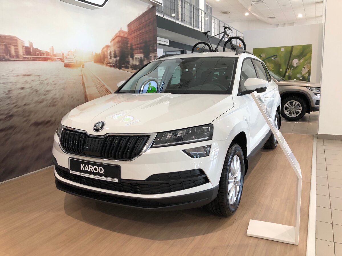 Skoda karoq. Skoda Karoq 2020. Шкода Karoq 2020. Skoda Karoq 2023. Škoda Karoq салон.