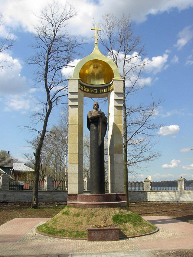 Памятник Александру Невскому в Усть-Ижоре