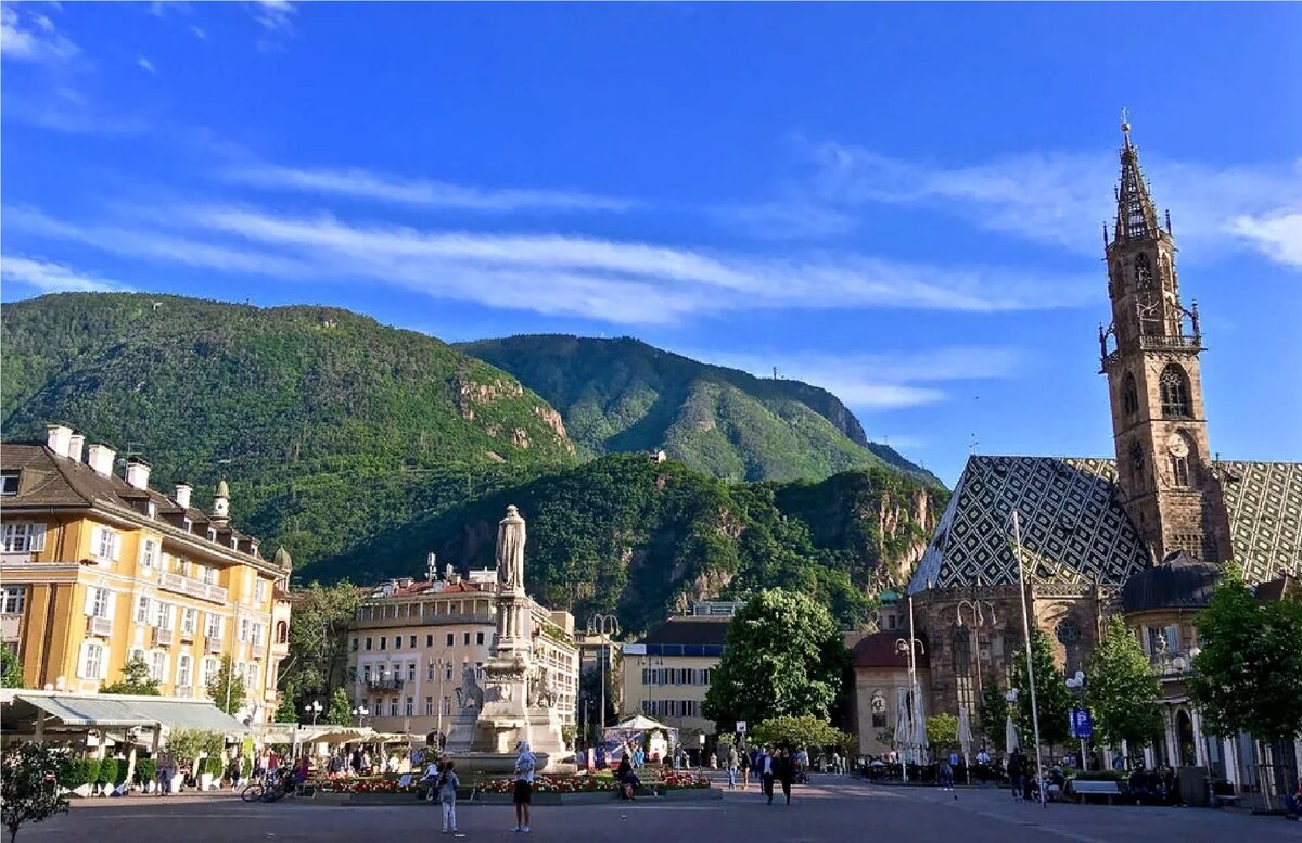 Больцано. Больцано (Боцен). Южный Тироль Больцано. Bolzano Италия. Провинция Больцано.