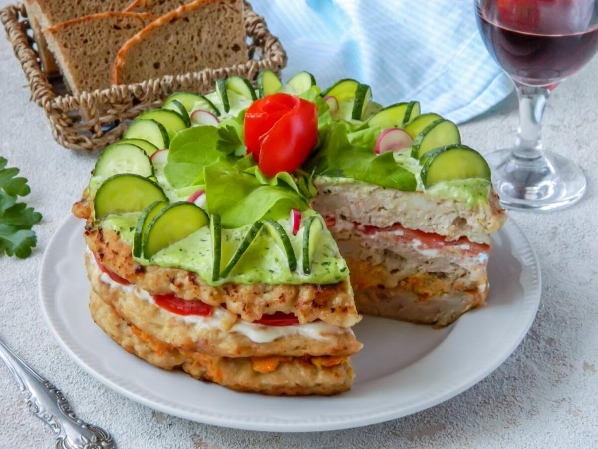 Мясной торт