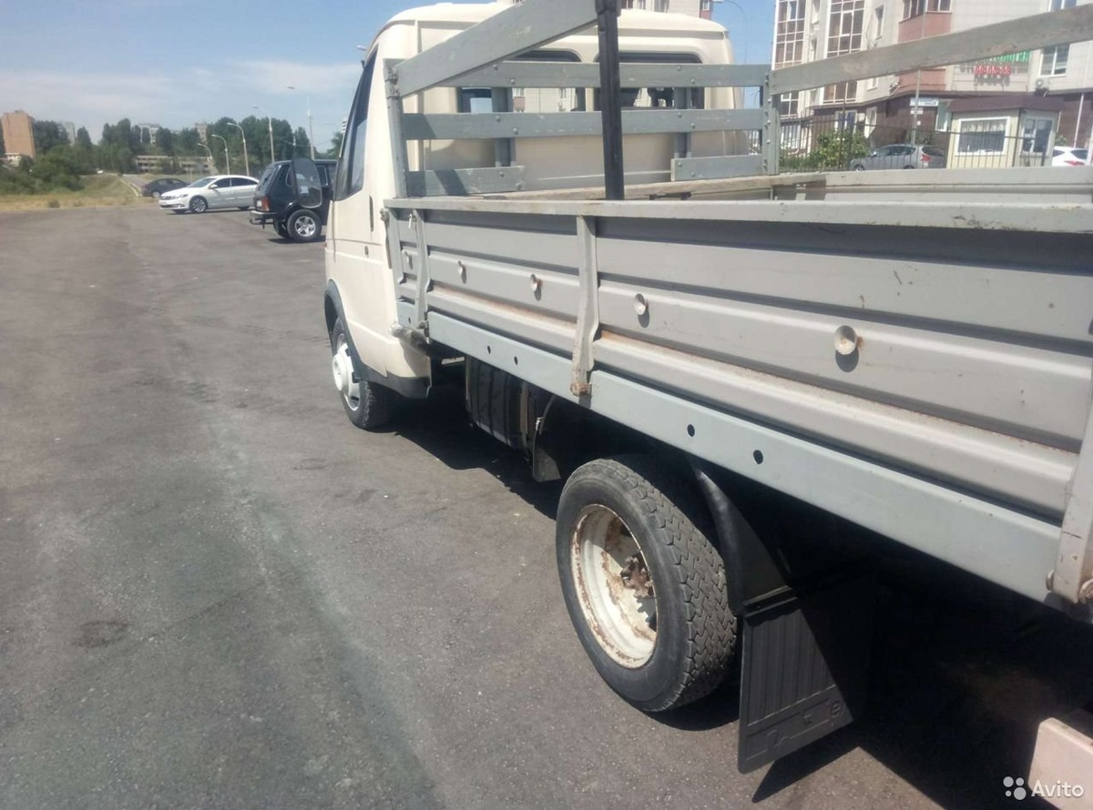 Сейчас почти и не увидишь на наших улицах Газель в подобном состоянии 