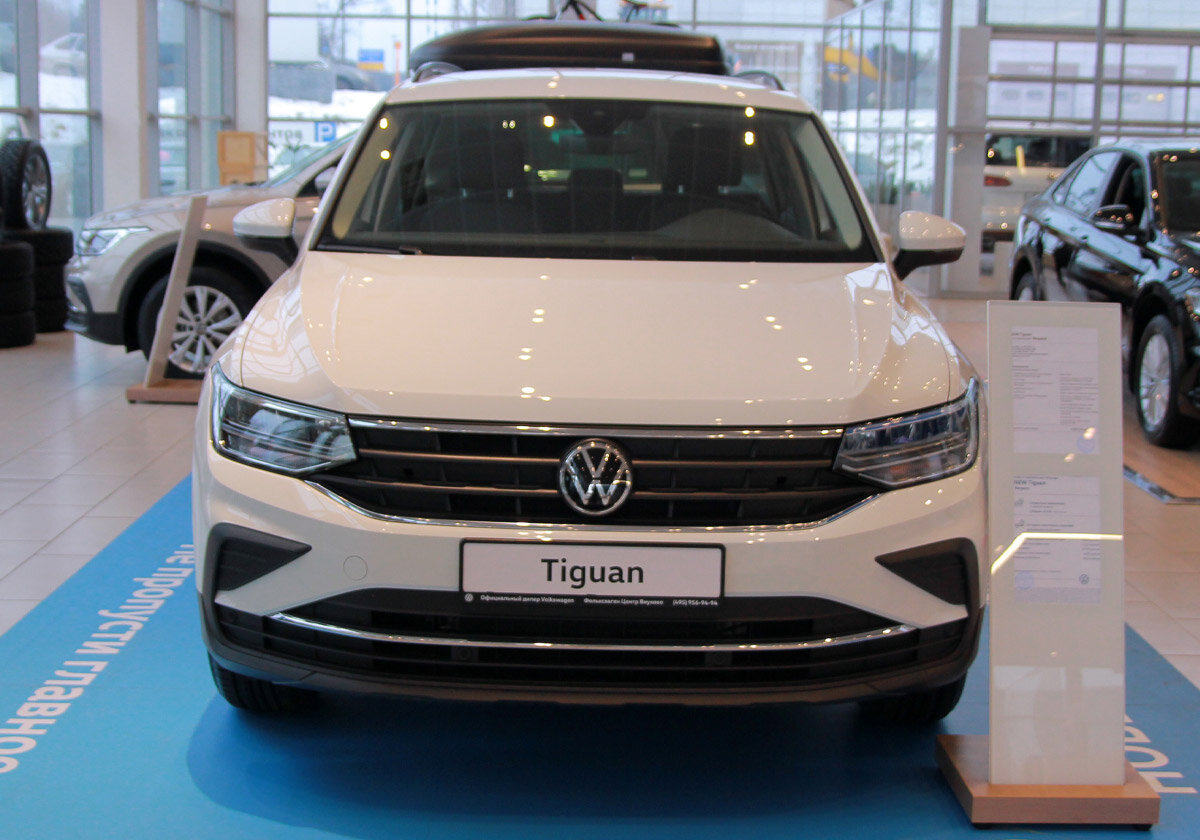 Новая тигуан 2021. Фольксваген Тигуан 2021. Новый Volkswagen Tiguan 2021. Фольксваген Тайгун 2021. Volkswagen Tiguan 2021 respect.