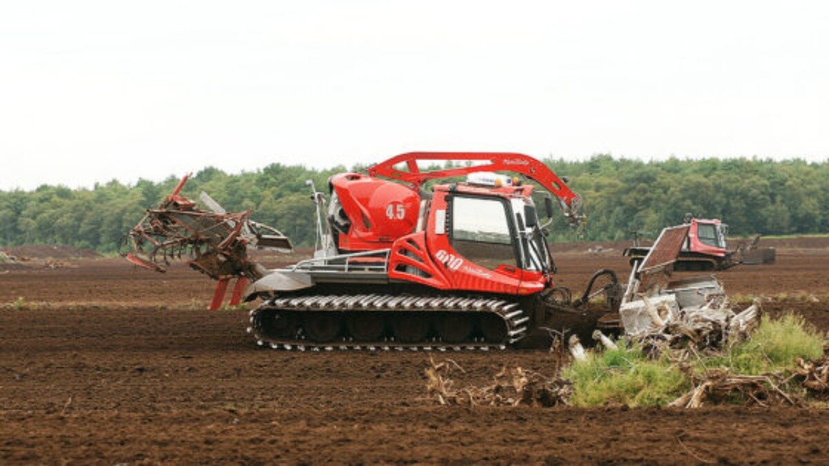 Фото: Официальный сайт Pistenbully Сельскохозяйственная версия Kassbohrer Pistenbully 600 Polar GreenTech