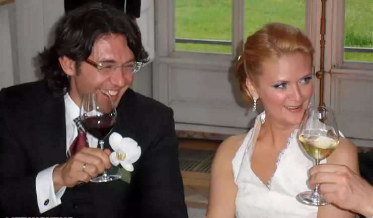 В Интернет попали фото с тайной свадьбы Андрея Малахова