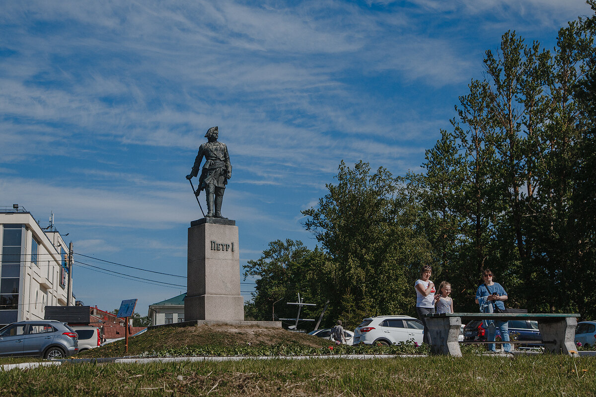 Так выглядит площадь, откуда отправляется переправа на остров
