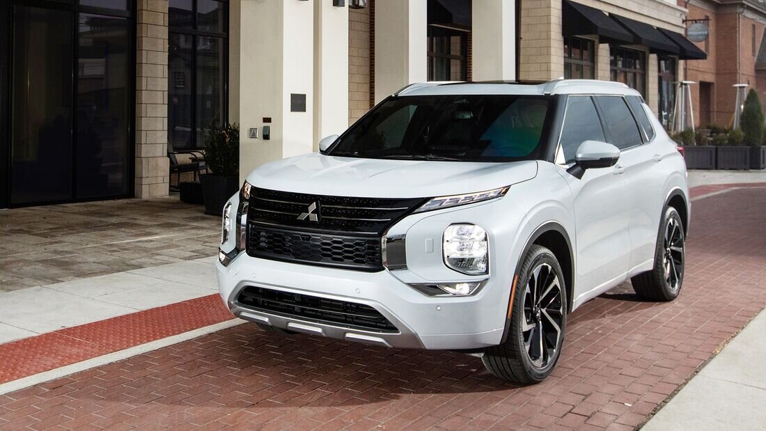 Новый Mitsubishi Outlander стал больше и современнее