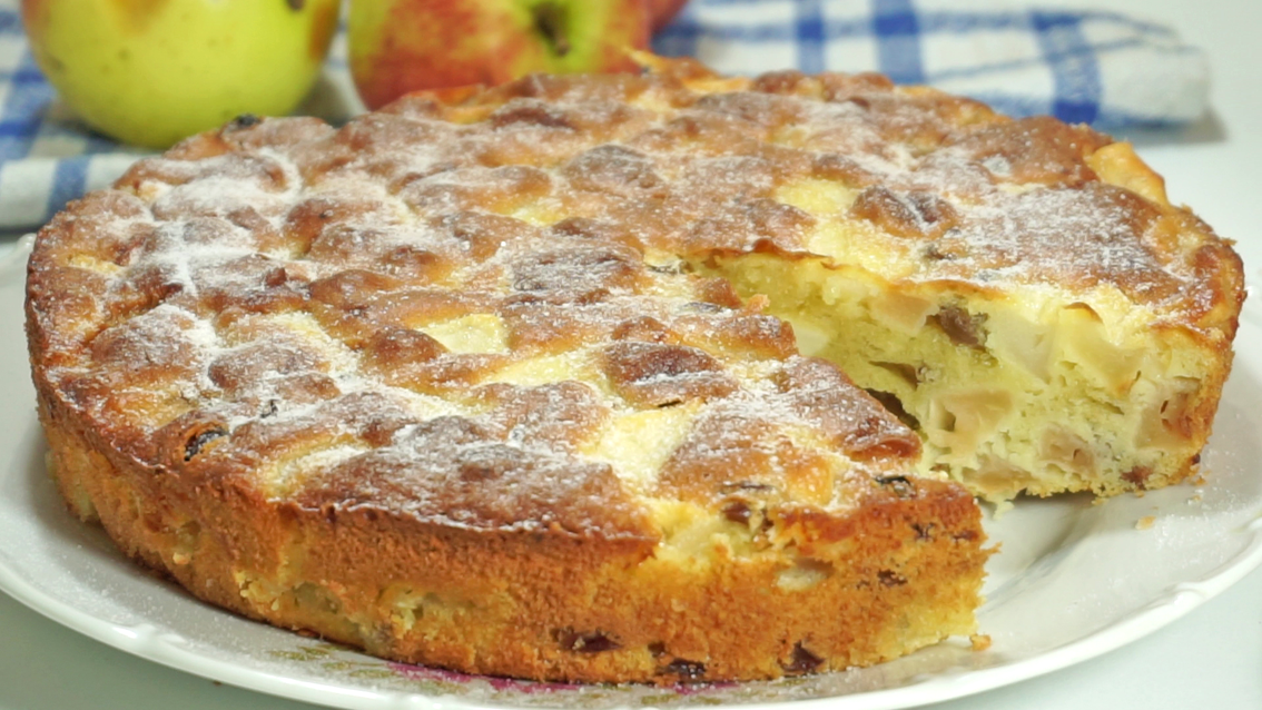 Пирог с яблоками: простой и вкусный рецепт