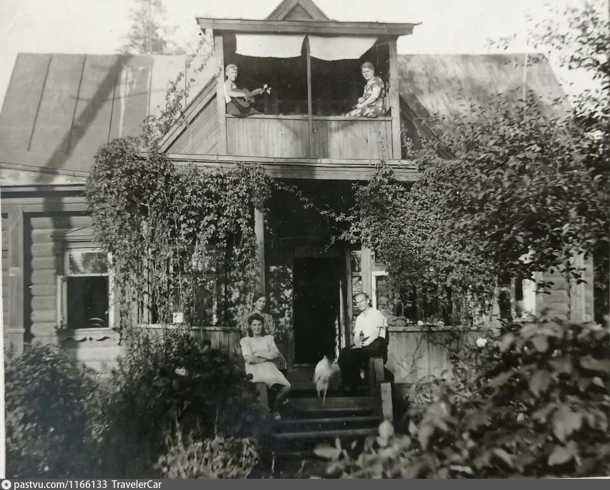 Вешняки. 1-й Социалистический проезд д. №5 1955 – 1960 г. Источник: личный архив. Подпись на вотермарке: TravelerCar.