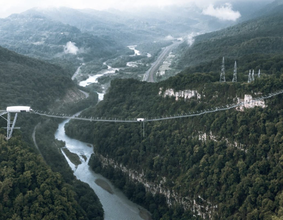 Фото: @artemronin, instagram.com*